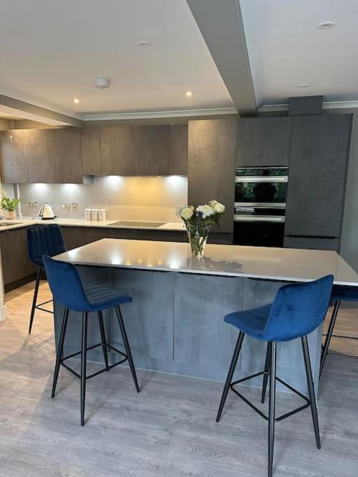 Cameron Coach House Modern Property In Murrayfield EDI Exterior foto